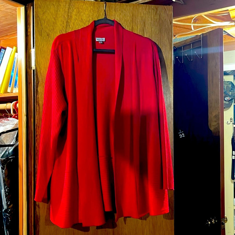 Avenue Red cardigan sweater, new never worn but tag has been removed 22/24